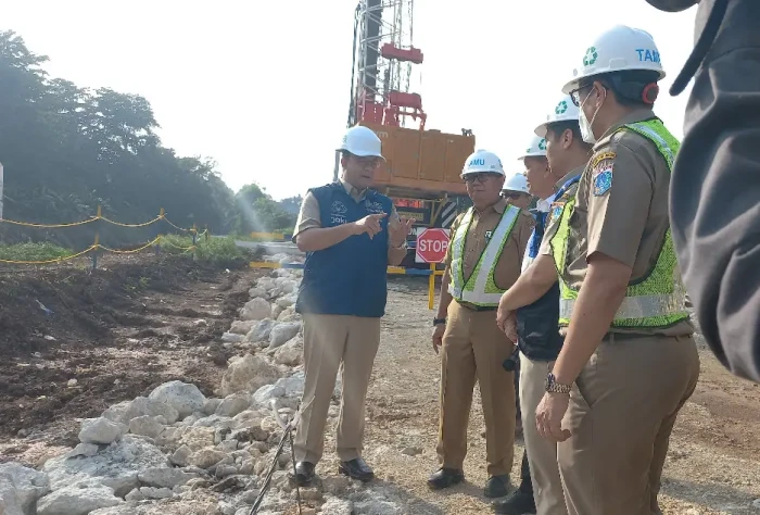 Anies Sidak Proyek Saringan...