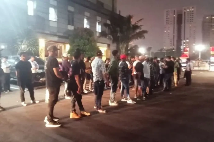 Polda Metro Jaya Tahan...