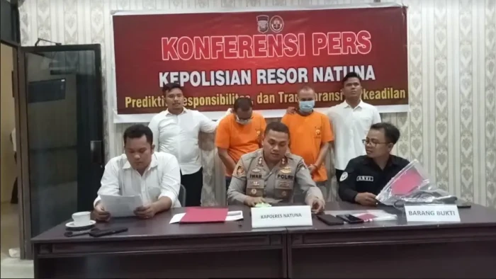 2 Pencuri Berbekal Kunci...