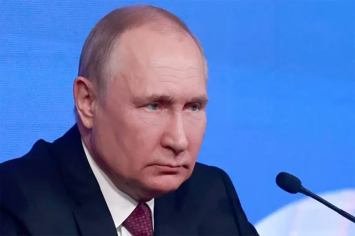 Putin: Bentrokan dengan...