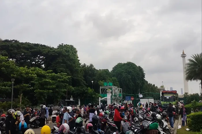Liburan Natal: Parkir...
