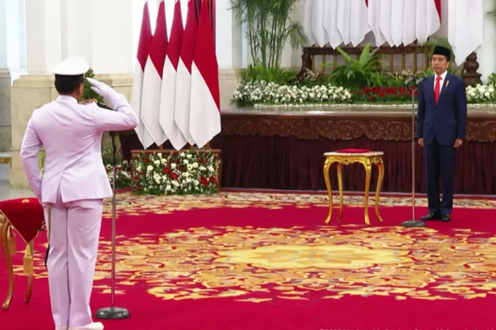 Dilantik Jokowi, Laksdya...