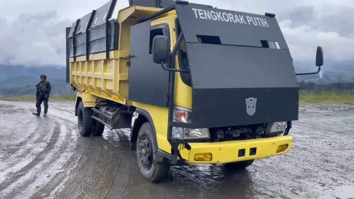 Fuso Canter Autobot...
