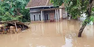 Pengendara Motor Tewas...