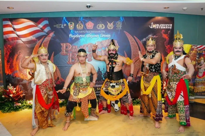 Panglima TNI, Kapolri...