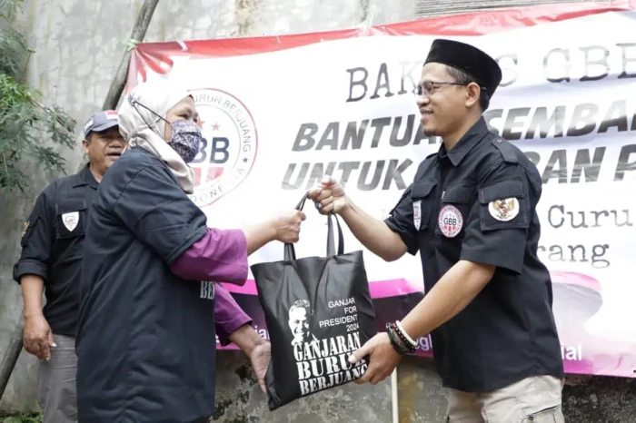 Bantu Korban PHK di...
