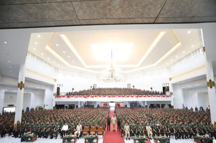 Upaya Prabowo Perkuat...