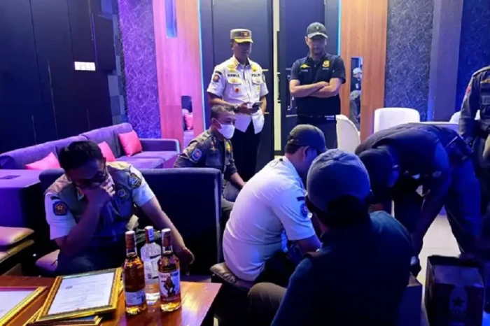 Asyik Nyabu dengan Teman...