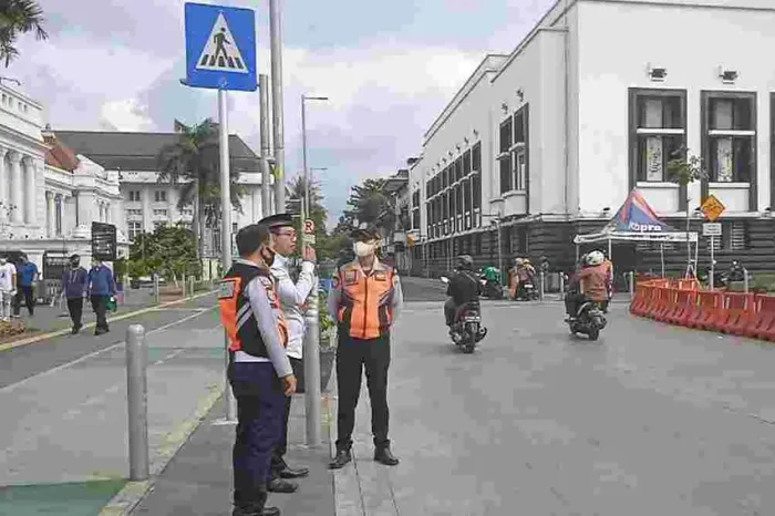 Antisipasi PKL, Pemkot...