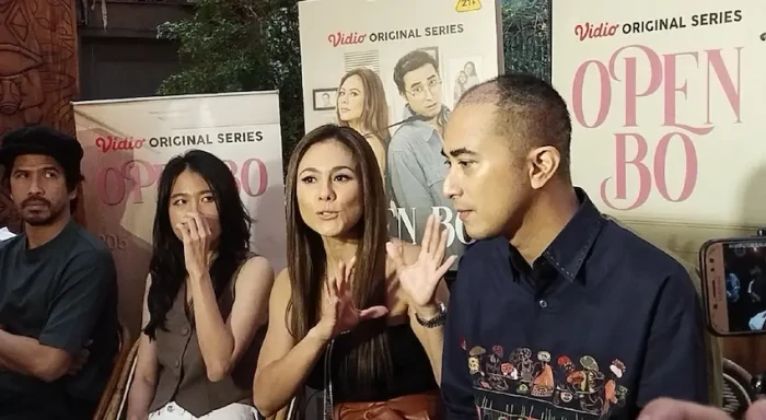 Kembali Bintangi Series...