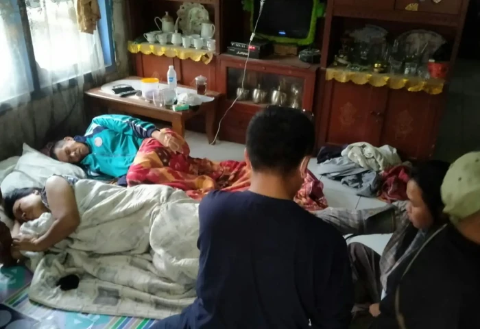 Dinkes KBB Periksa Sampel...