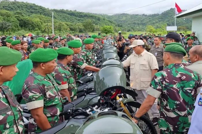 Prabowo Serahkan 65...