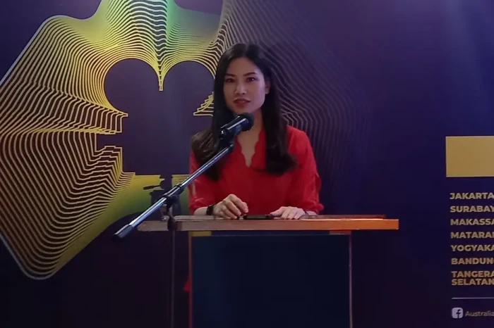 Angela Tanoesoedibjo...