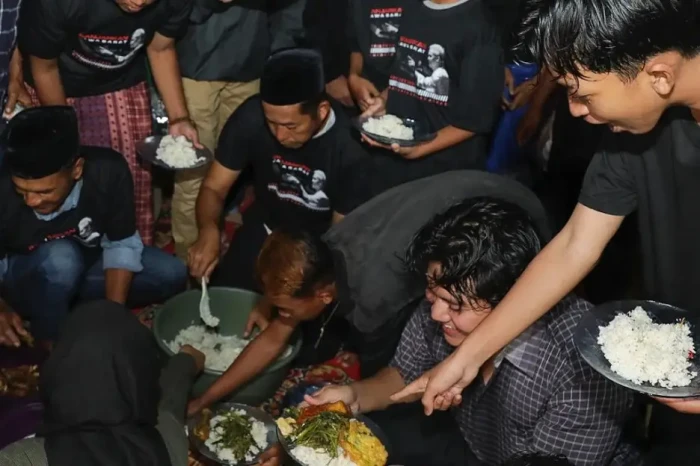 Jalin Keakraban, Warga...