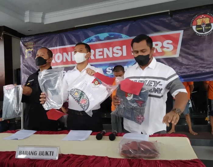 Mabuk Berat, Pria di...