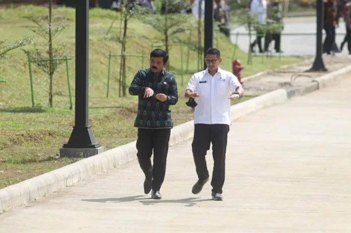 Sandiaga Puji Keindahan...