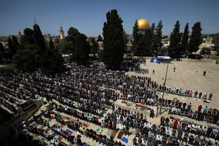 Polisi Israel Batasi...