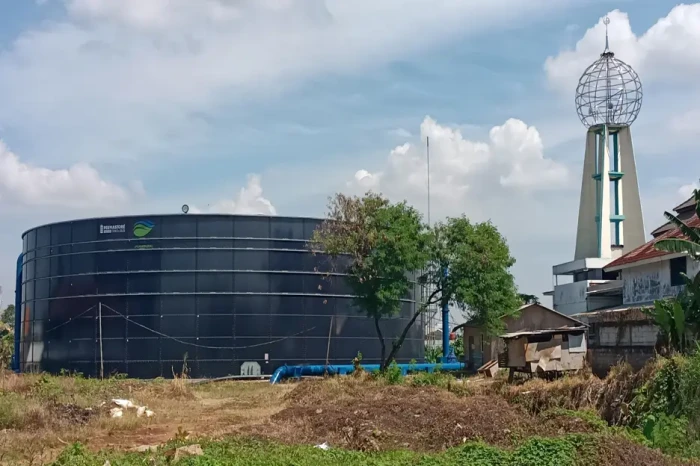 Heboh Water Tank 10...