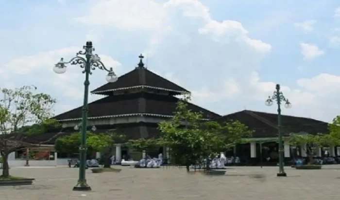 Sejarah Masjid Agung...