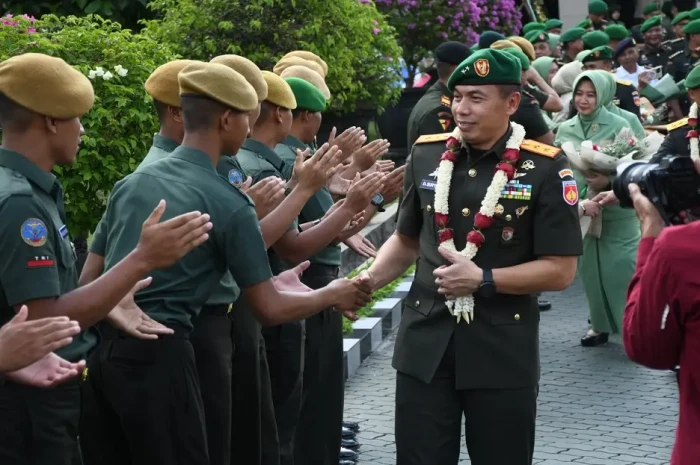 Penuh Haru Prajurit...