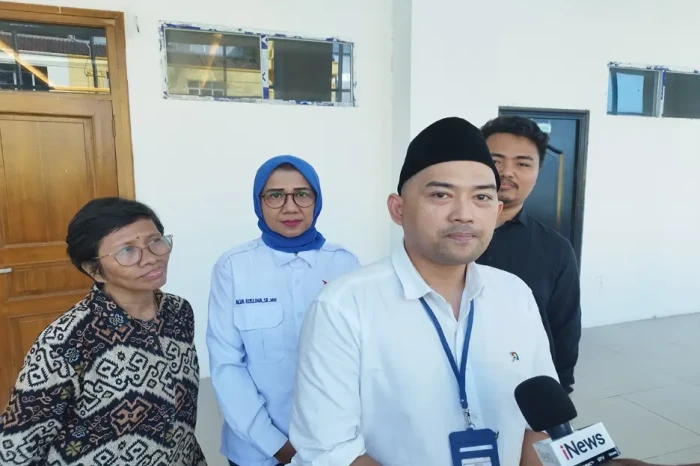 Keluarga 2 Korban Pencabulan...