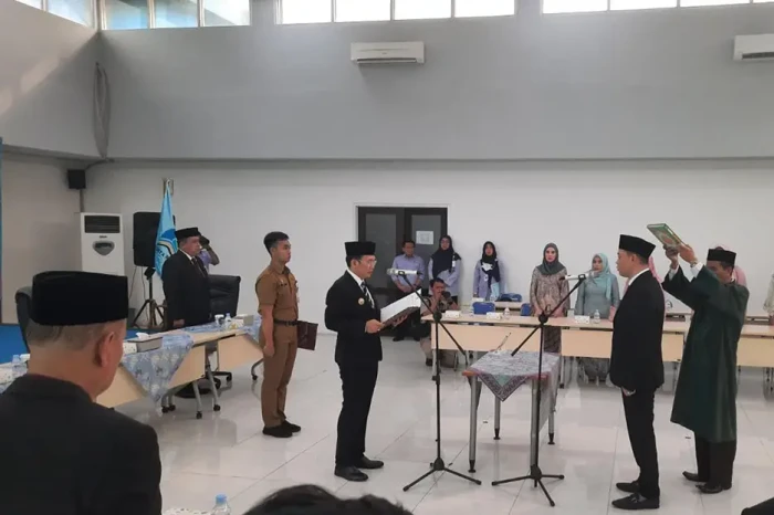 Pj Bupati Bekasi Minta...