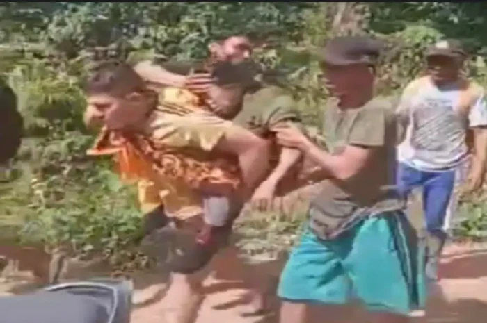 Viral Video Nenek Sakit...