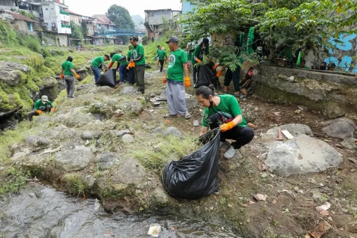 Cegah Banjir, Kajol...