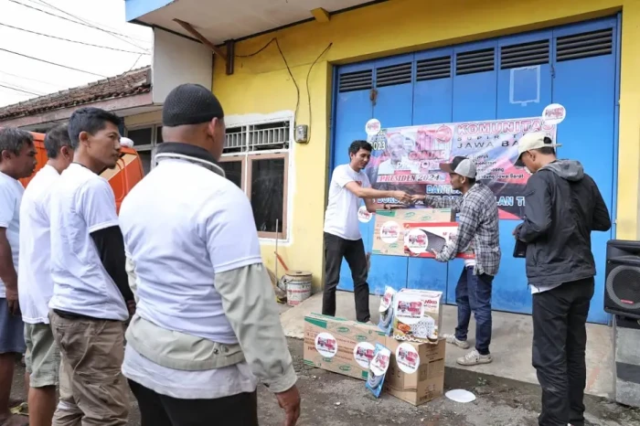 Komunitas Sopir Truk...
