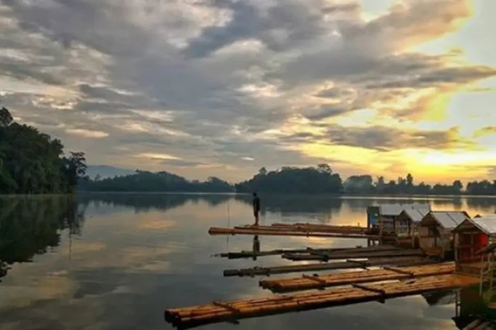 Legenda Ikan Si Layung...