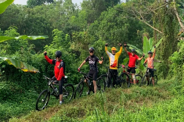 Gowes, Eks Menteri Perindustrian...