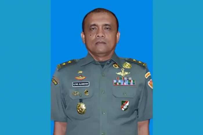 Mayjen TNI Ilyas Alamsyah,...