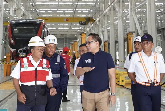 Wamen BUMN Tiko: LRT...