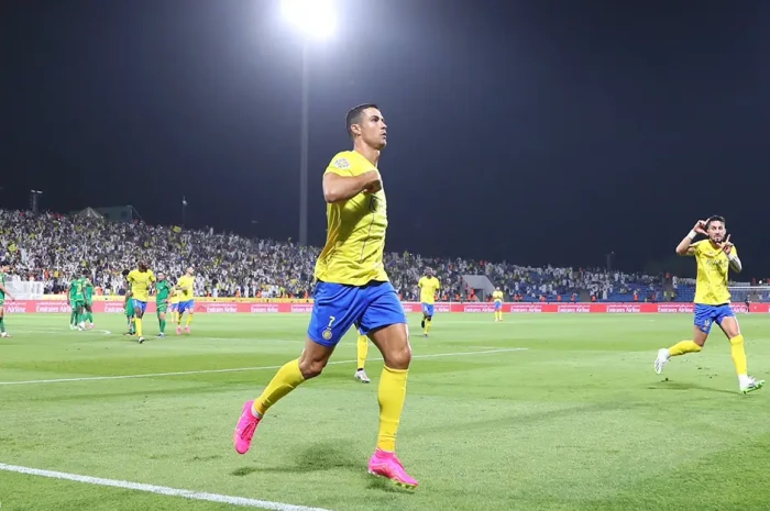 Magis Cristiano Ronaldo,...