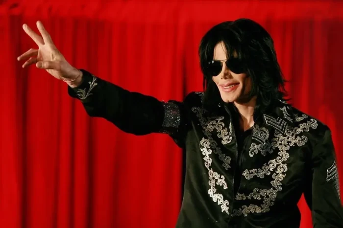7 Artis Hollywood yang...