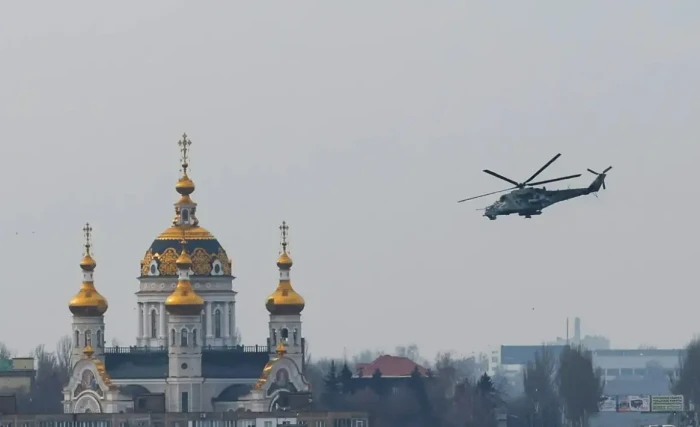 Komandan Rusia Gunakan...