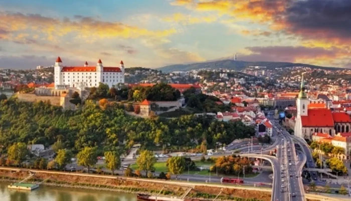 10 Fakta Unik Slovakia,...