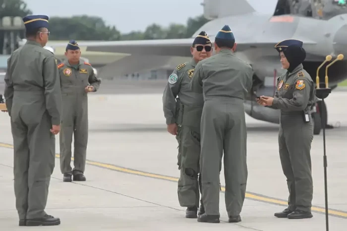 Panglima Mutasi 45 Pati...