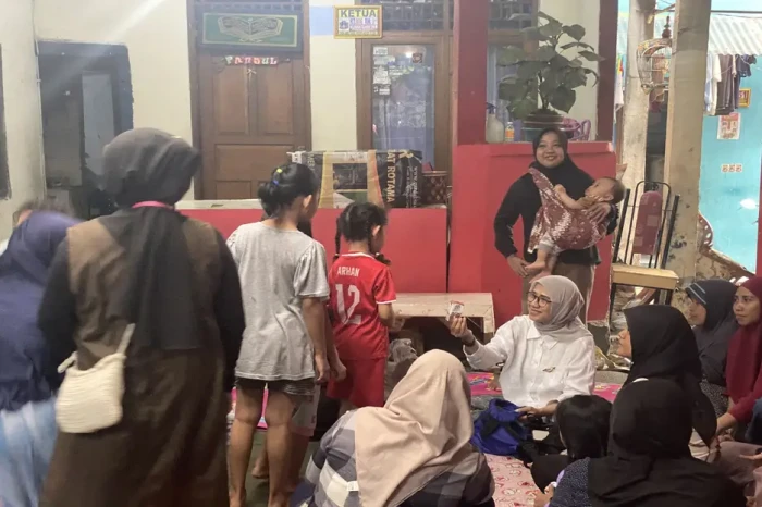 Senyum Belasan Anak...