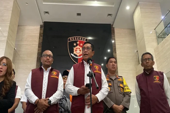 Terungkap! 12 Senjata...