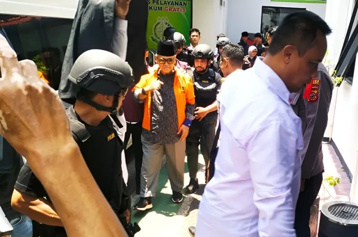 Besok, Panji Gumilang...