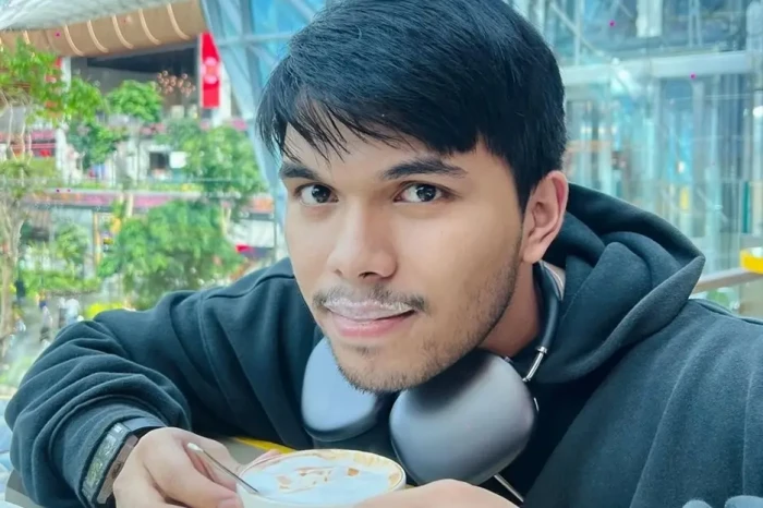 Thariq Halilintar Akan...
