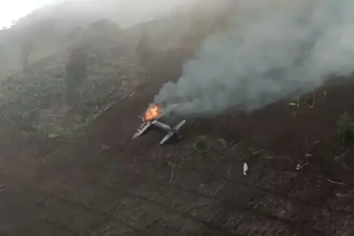 2 Pesawat Super Tucano...