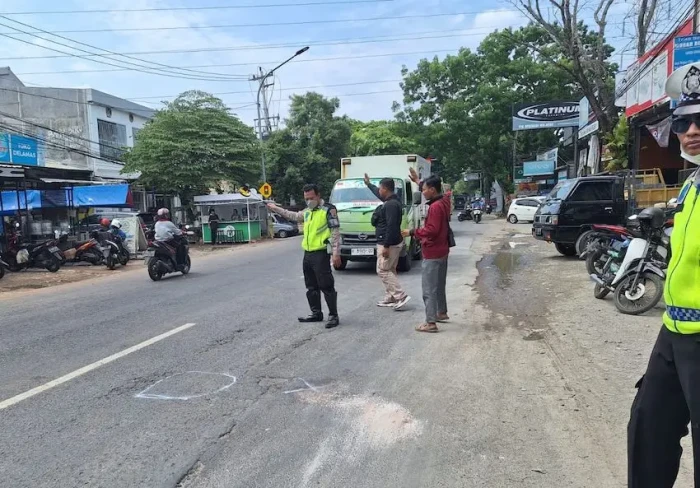 Pengendara Motor Tewas...