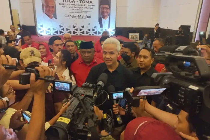 Warga Kota Kendari Doakan...