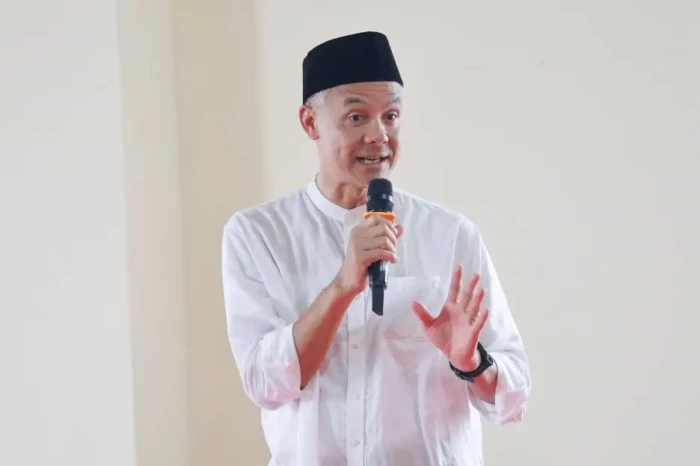 Ganjar Tegaskan Akan...