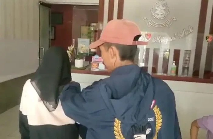 4 Anak Punk Perkosa...