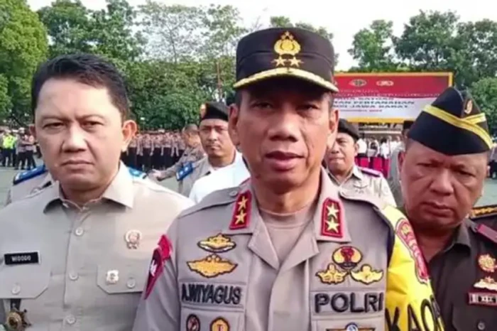 Polda Jabar Pecat 17...