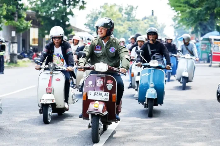 Momen Ganjar Bareng...