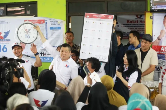 Momen Ketum Partai Perindo...